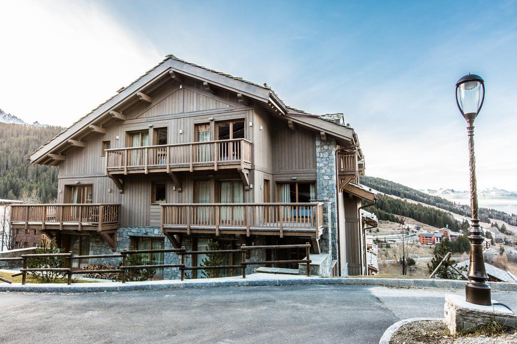 Whistler Lodge By Alpine Resorts Courchevel Exterior photo